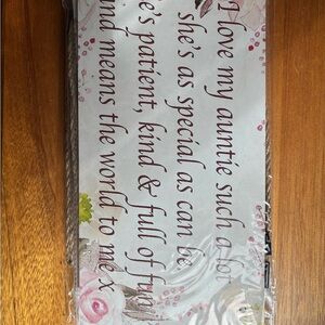 “I Love My Auntie” Floral Wooden Hanging Sign – Heartfelt Gift Plaque